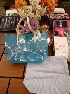 （分類：）位於 。 由 annahyuna 提交（商品編號 1019384707，圖片 1）。簡介： 。