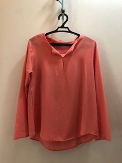 (Category: ) located in . Submitted by wardrobepurgeph (Listing ID 1019311838, Image 1). Description: .