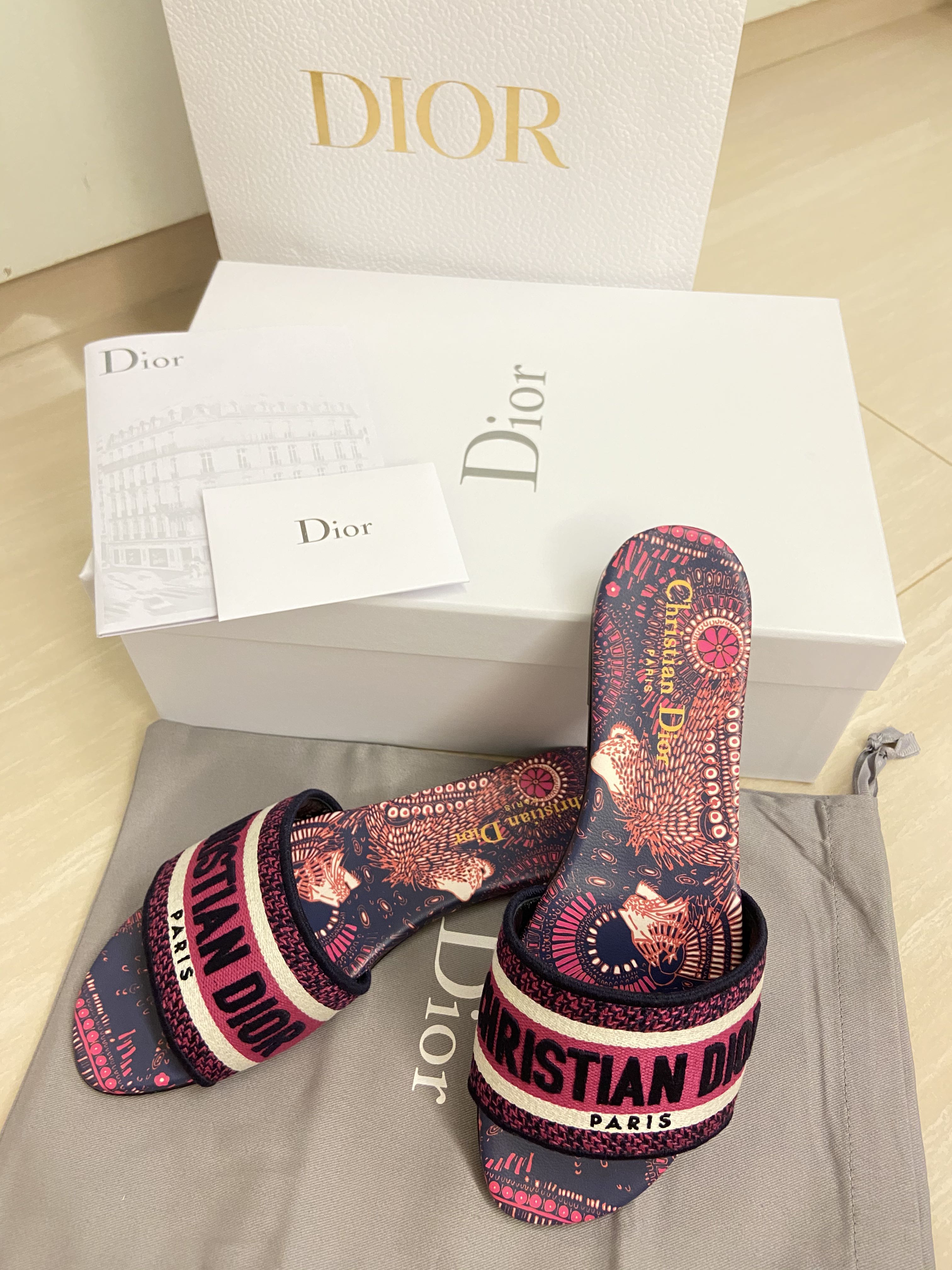 Designer Sandals & Slides for Women | DIOR ID