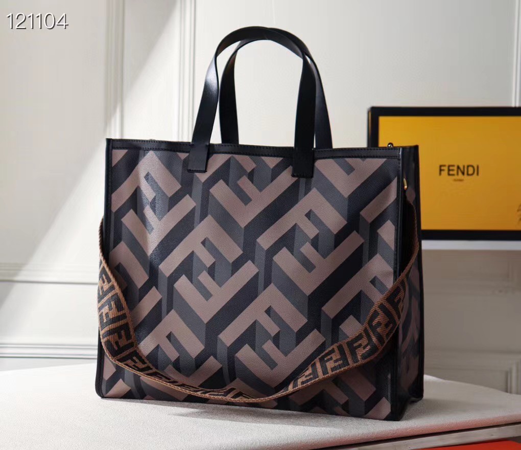 fendi tote
