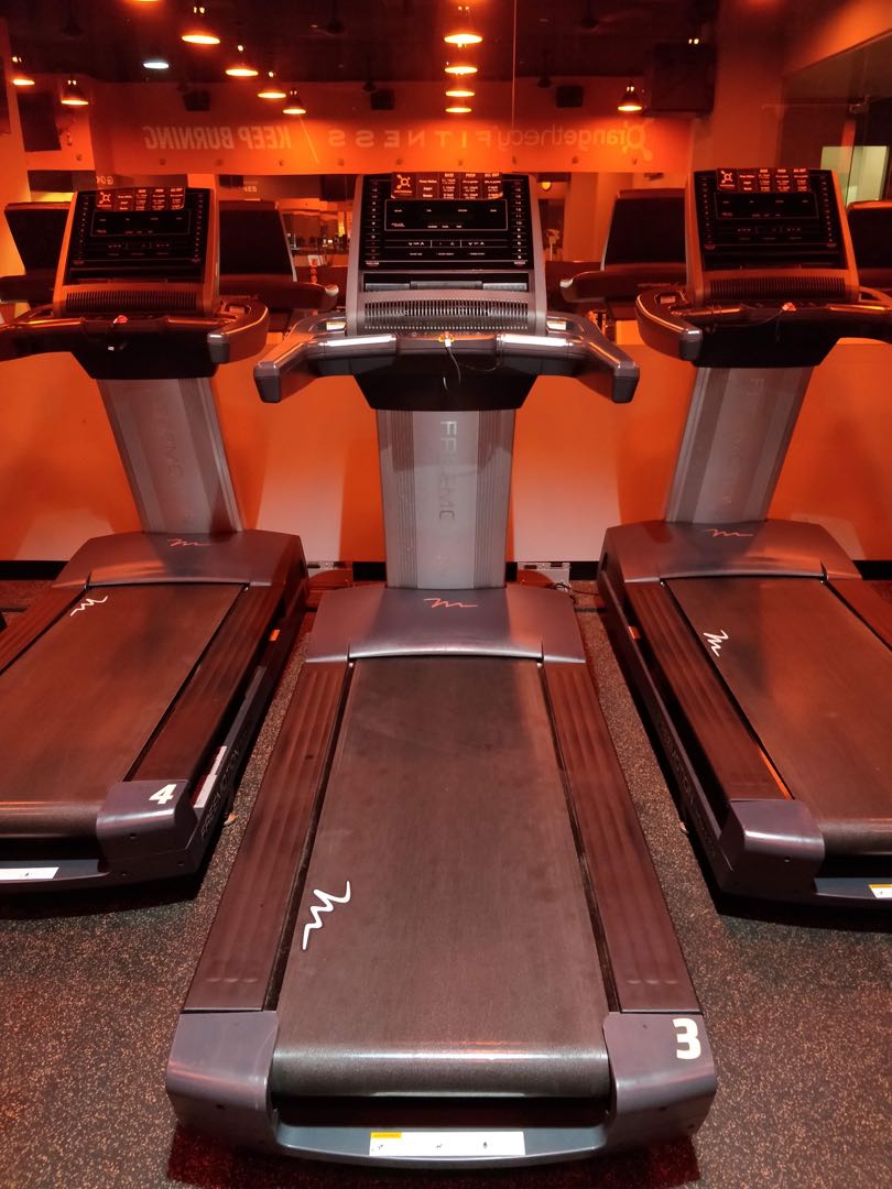 Freemotion Reflex T11 3 Treadmill Sports Weights Gym Equipment On Carousell Equipped in orange theory gyms across the world, the t11.3 treadmill was chosen by the fastest growing gym. freemotion reflex t11 3 treadmill
