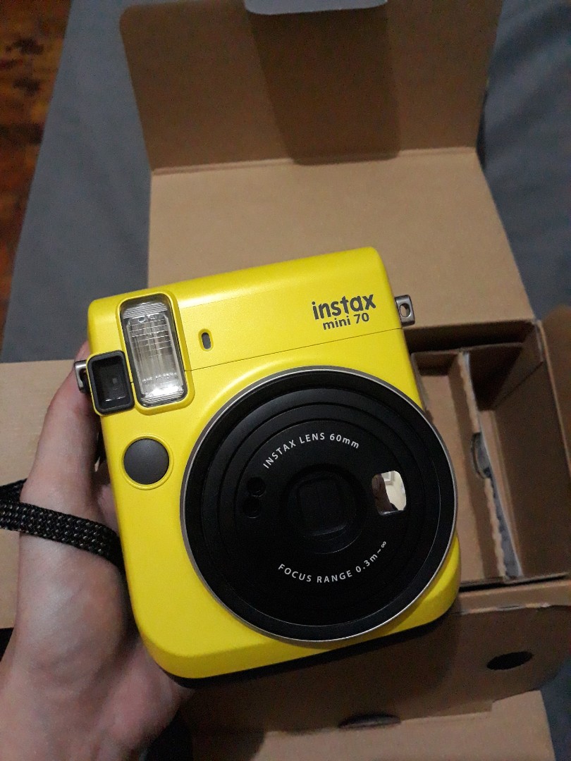 Fujifilm Instax Mini 70 (Canary Yellow)