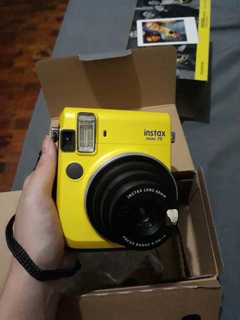 Fujifilm Instax Mini 70 (Canary Yellow)