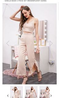 (Category: ) located in . Submitted by clothesforsalee (Listing ID 1019420966, Image 1). Description: .