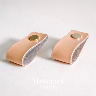 (Category: ) located in . Submitted by materialtheory (Listing ID 1019382476, Image 1). Description: .
