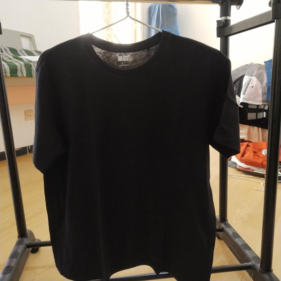 Kaos polos uniqlo sale
