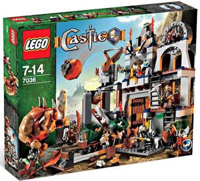 Lego Castle 7036 Dwarves' Mine [Year Released: 2008], & Toys, & Games on Carousell
