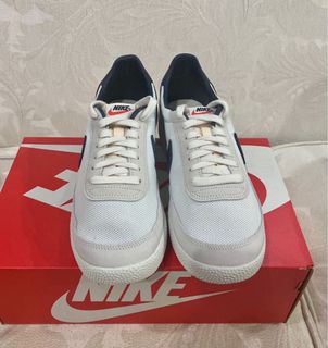 (Category: ) located in . Submitted by sneakers111 (Listing ID 1008809521, Image 1). Description: .