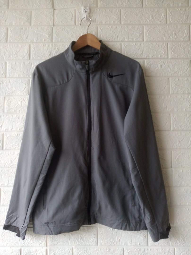 Nike pro outlet training jacket