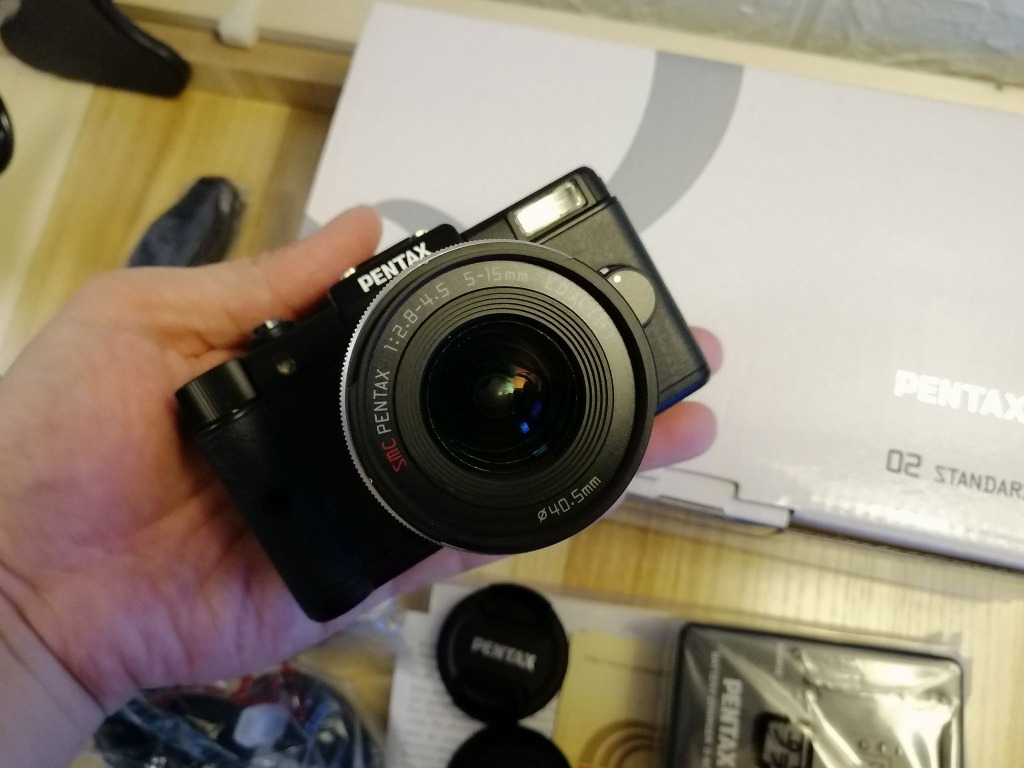 Pentax Q 5-15mm 迷你換鏡相機 黑色　全新香港行貨