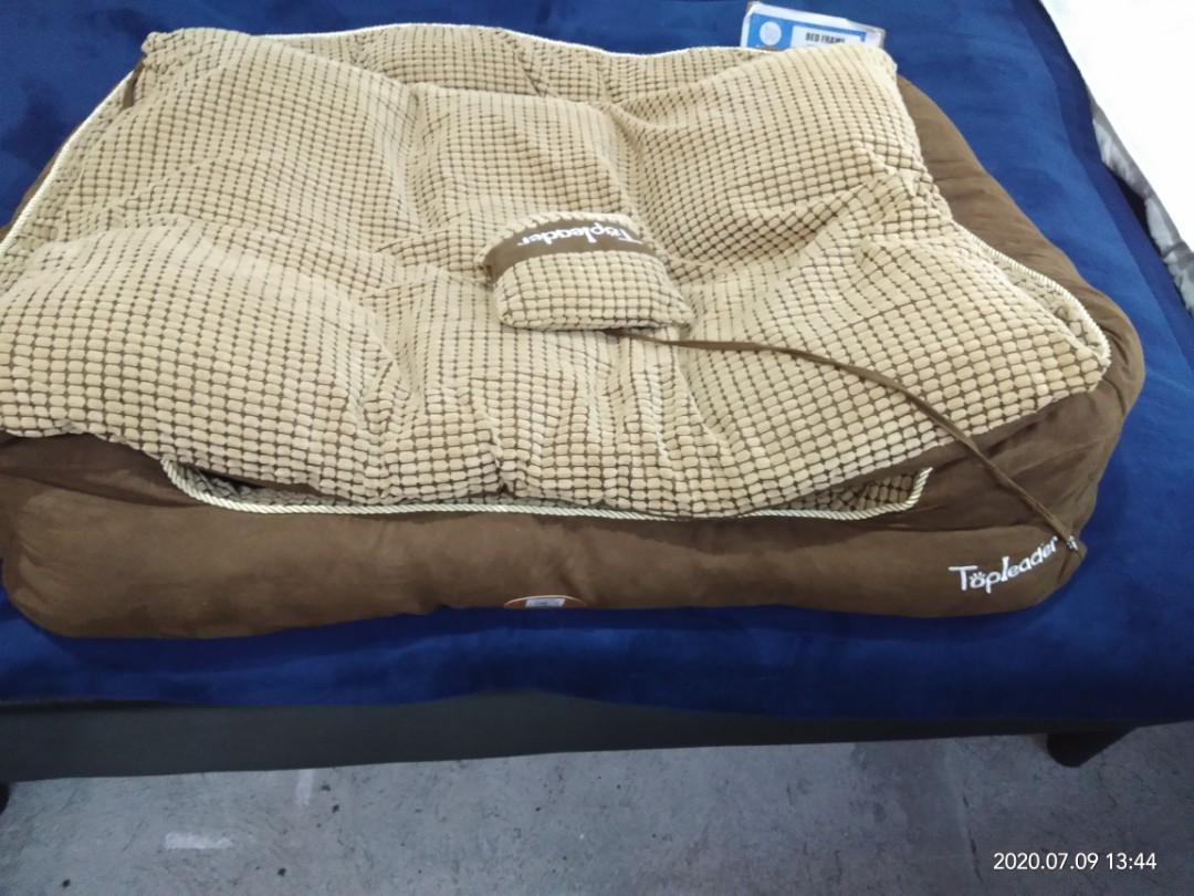 Pet sofa lounger bed W/pillow topleader, Pet Supplies, Homes & Other