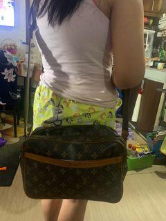 Lv Reporter Bag View All Lv Reporter Bag Ads In Carousell Philippines