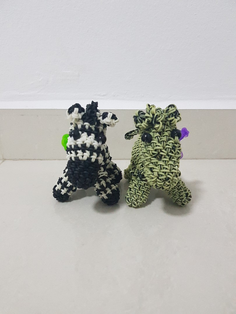 Rainbow Loom Loomigurumi Zebra, Hobbies & Toys, Stationery & Craft