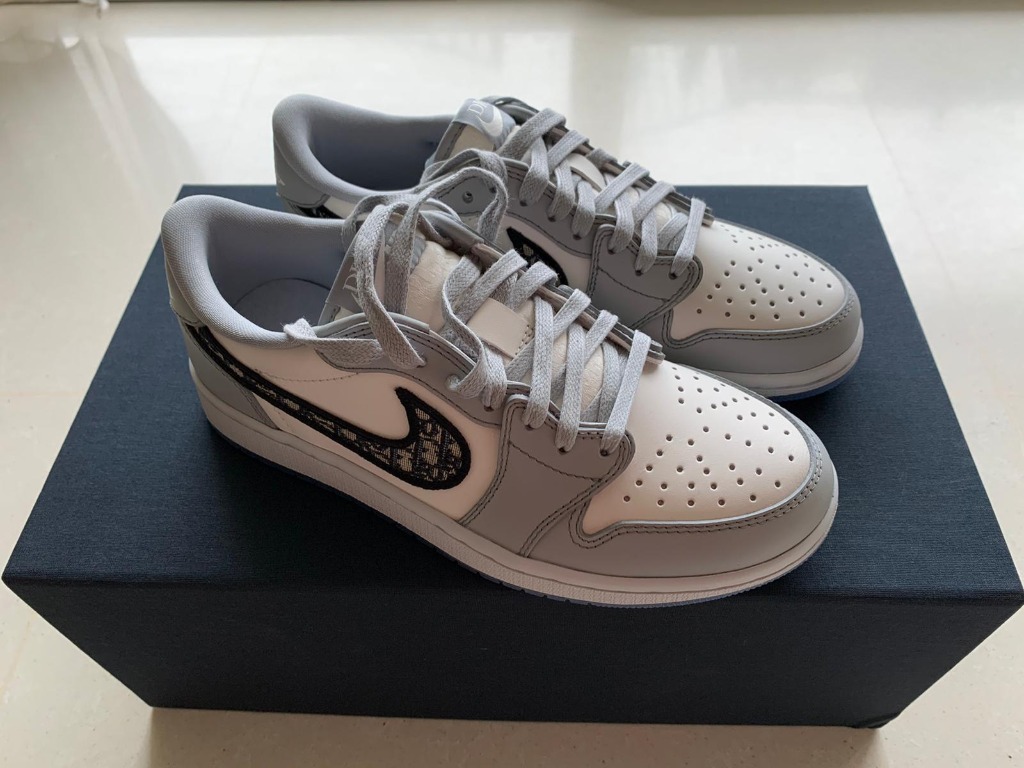 READY STOCK Dior Air Jordon 1 Low Limited Edition Women s