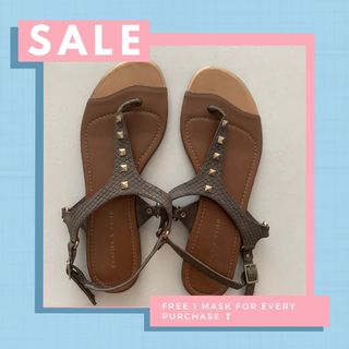 (Kategori: ) berada di . Dikirim oleh thaniathio (ID iklan 1019425935, Gambar 1). Deskripsi: .