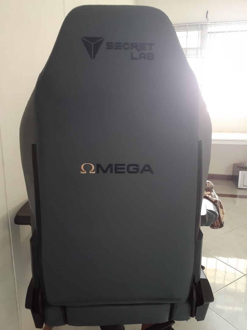 Office Secret lab chair, Health & Nutrition, Assistive & Rehabilatory