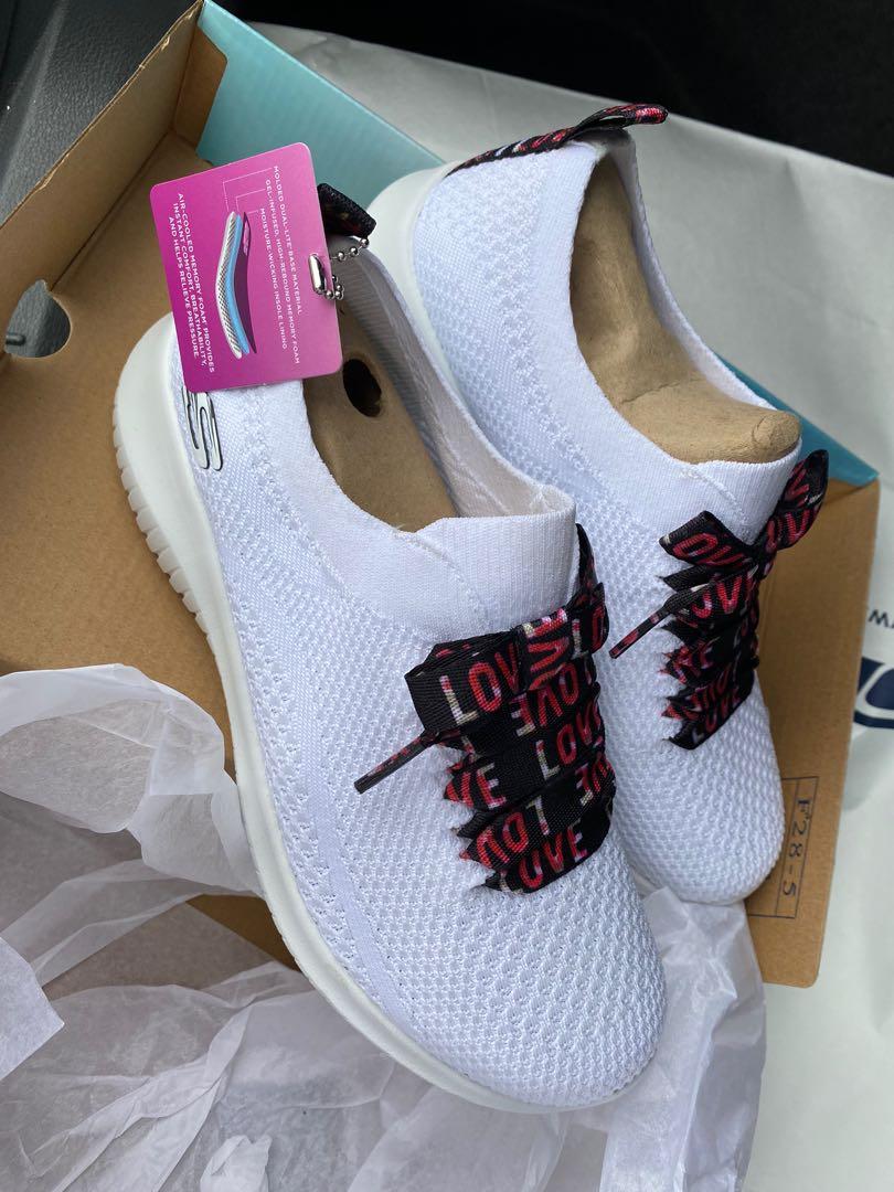 Skechers ultra on sale flex love
