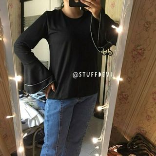 (Kategori: ) berada di . Dikirim oleh stuffdevi_ (ID iklan 1019363266, Gambar 1). Deskripsi: .