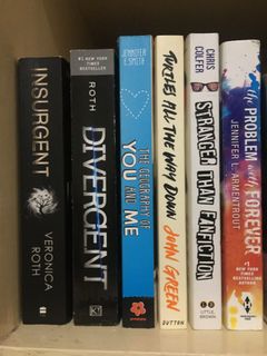 Parang Kayo Pero Hindi Book Books Books On Carousell