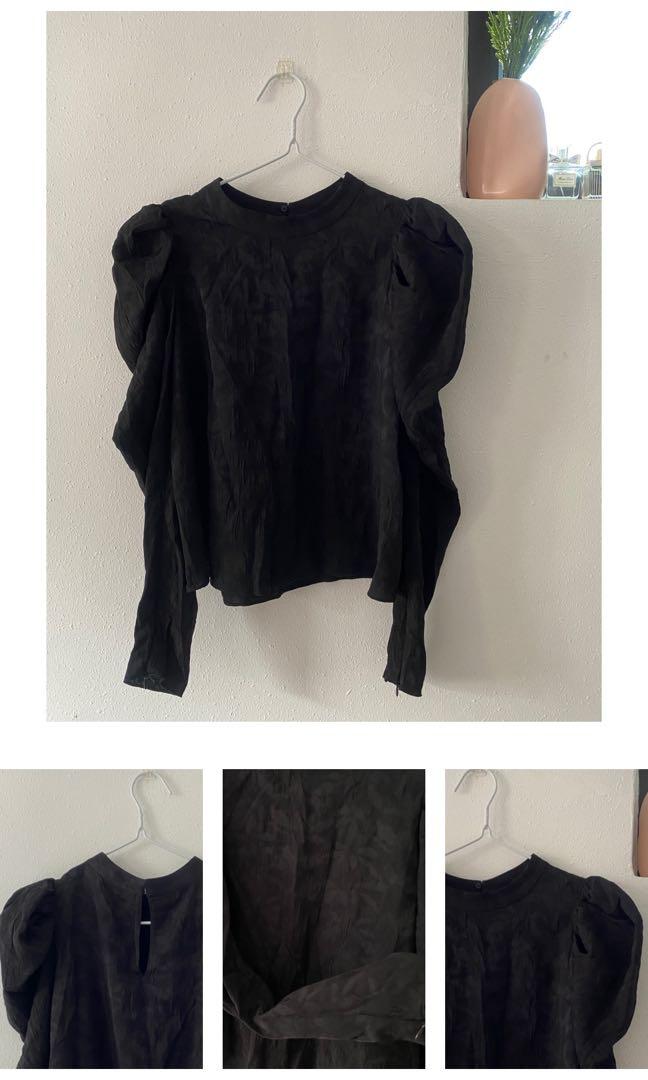 zara black top with puff sleeves