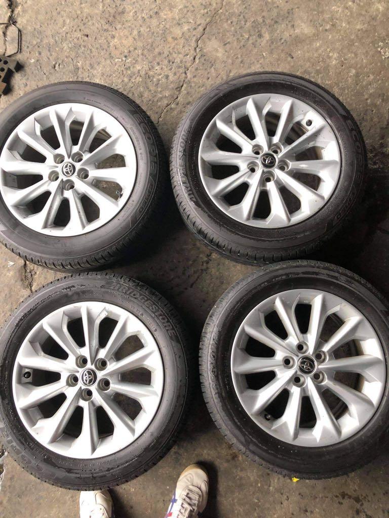 16 Toyota Altis Stock Mags 5holes Pcd 100 W 5 55 R16 Bridgestone Car Parts Accessories Mags And Tires On Carousell