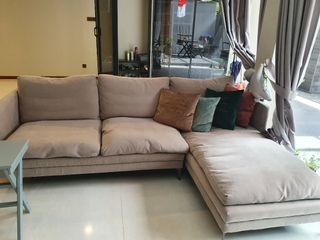 (Category: ) located in . Submitted by ashinzen (Listing ID 1025261398, Image 1). Description: .