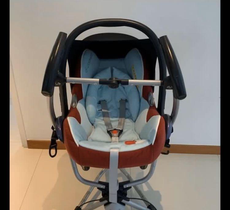 299 Set of Quinny Zapp Xtra Stroller + Maxi Cosi CabrioFix Car Seat