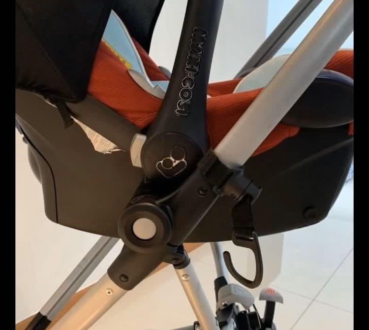 299 Set of Quinny Zapp Xtra Stroller + Maxi Cosi CabrioFix Car Seat