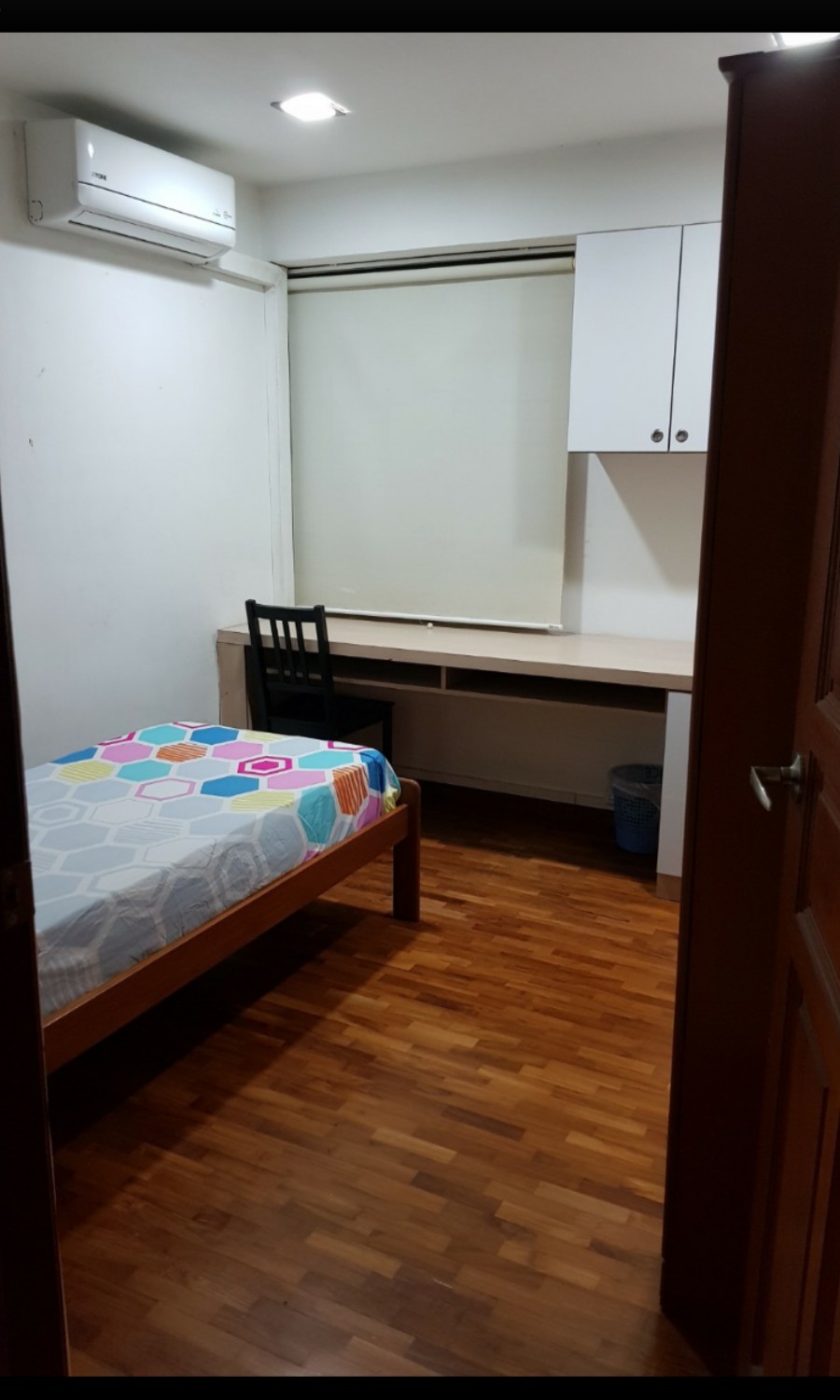 (Category: ) located in . Submitted by hazello (Listing ID 1025165837, Image 1). Description: .