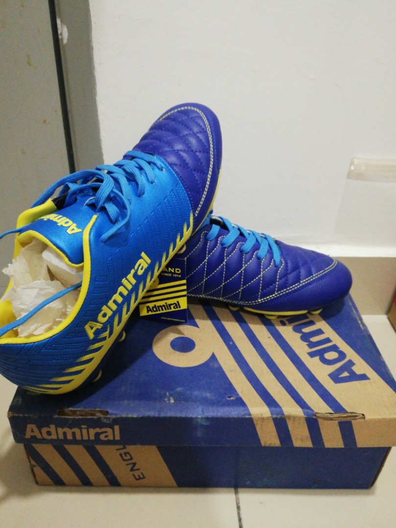 Admiral online football boots