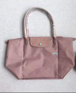 （分類：）位於 。 由 surprises 提交（商品編號 1025066456，圖片 1）。簡介： 。