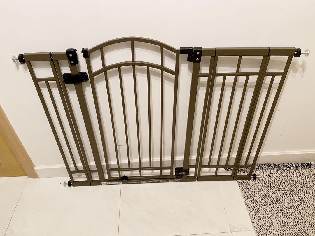 Multi use bronze deco top gate