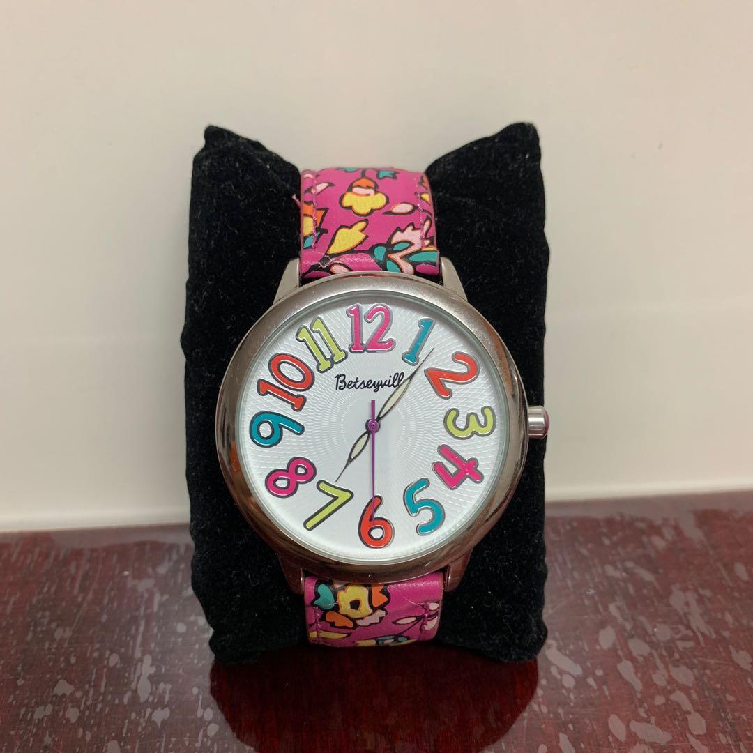 Betseyville Watch 2024 favors