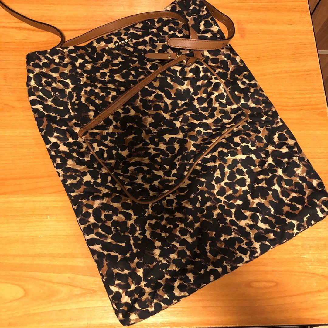 Burberry leopard print casual tote bag, Luxury, Bags & Wallets on Carousell