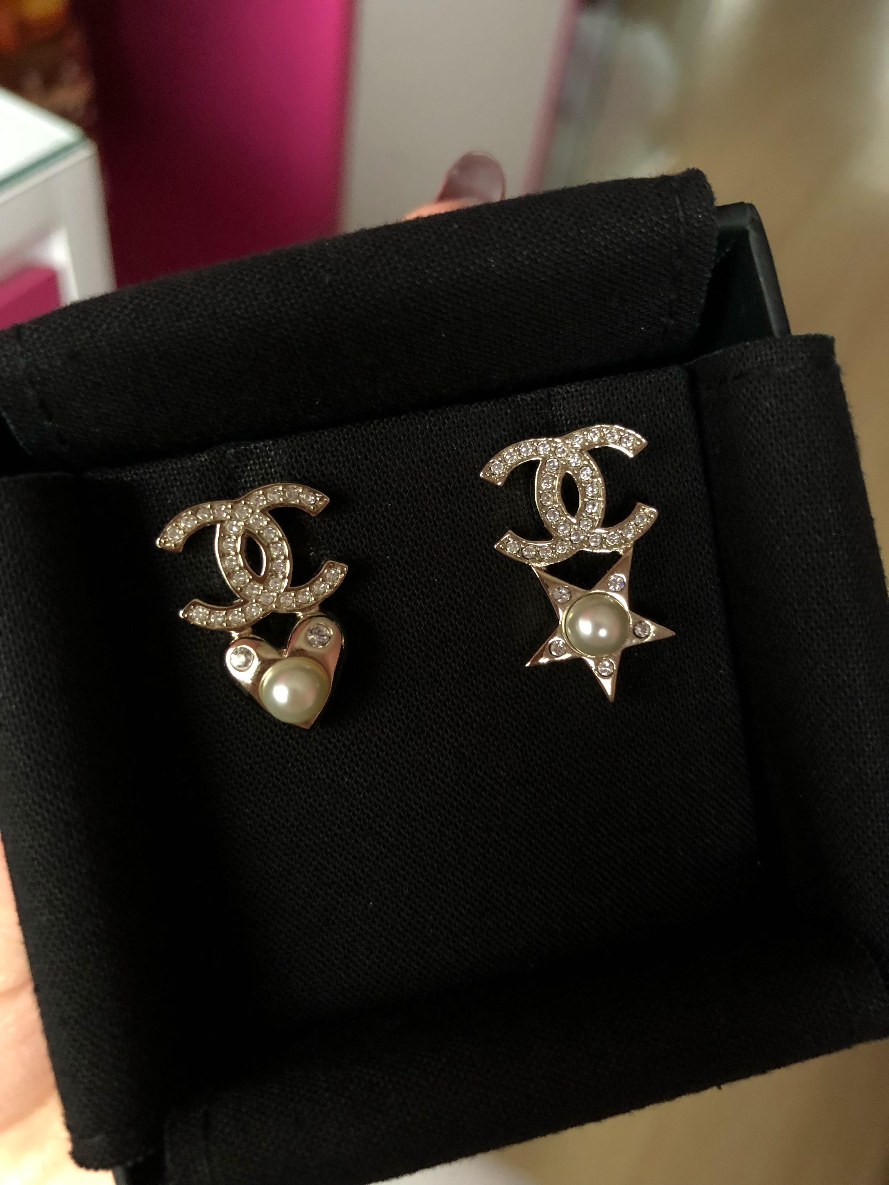 Chanel 19b Heart Star Earrings Women S Fashion Jewelry Organisers Earrings On Carousell
