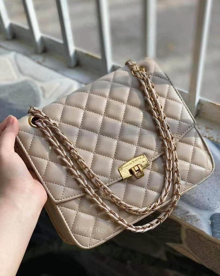 Charles and keith quilted sling bag cheap