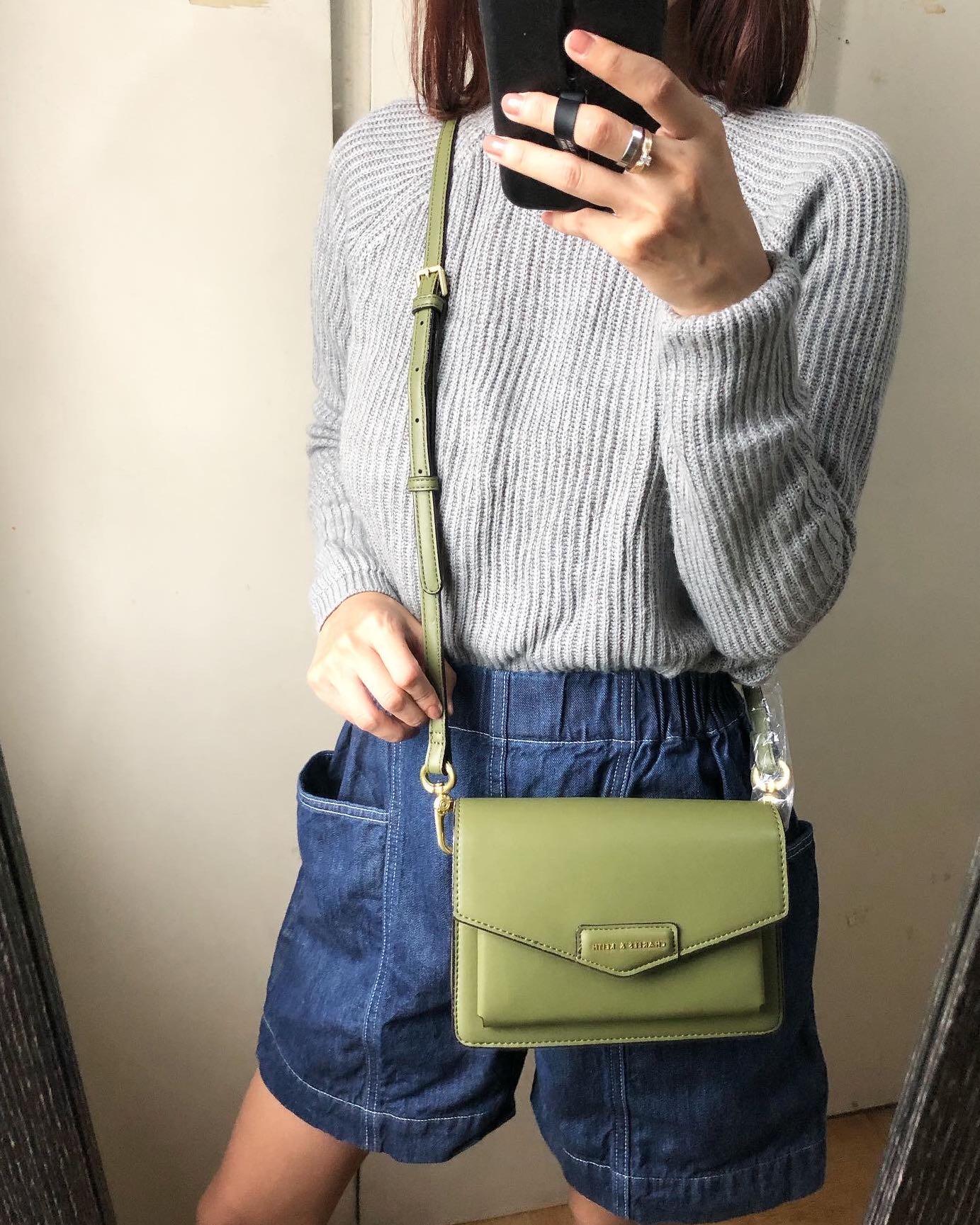 Charles and keith shop green sling bag