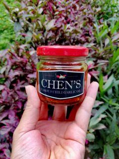 Chen's Famous chiligarlic paste/oil