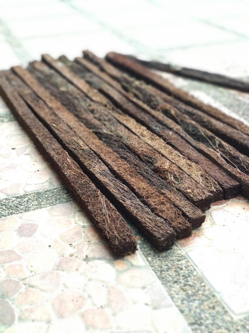 Coco Fern Pole (Category: Gardening Tools & Ornaments) located in Pasig City. Submitted by judah17francisco (Listing ID 1025211087, Image 3). Description: Coco Fern Pole for your climbing plants Approximately 36 inches in height or 3 feet 85 pesos for 1 or 250 for 3 pcs.