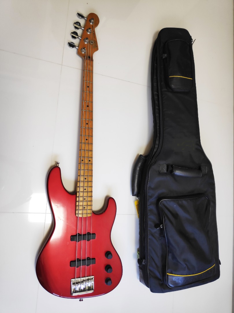 Fender Jazz Active Bass Plus 1990 . Everything original no