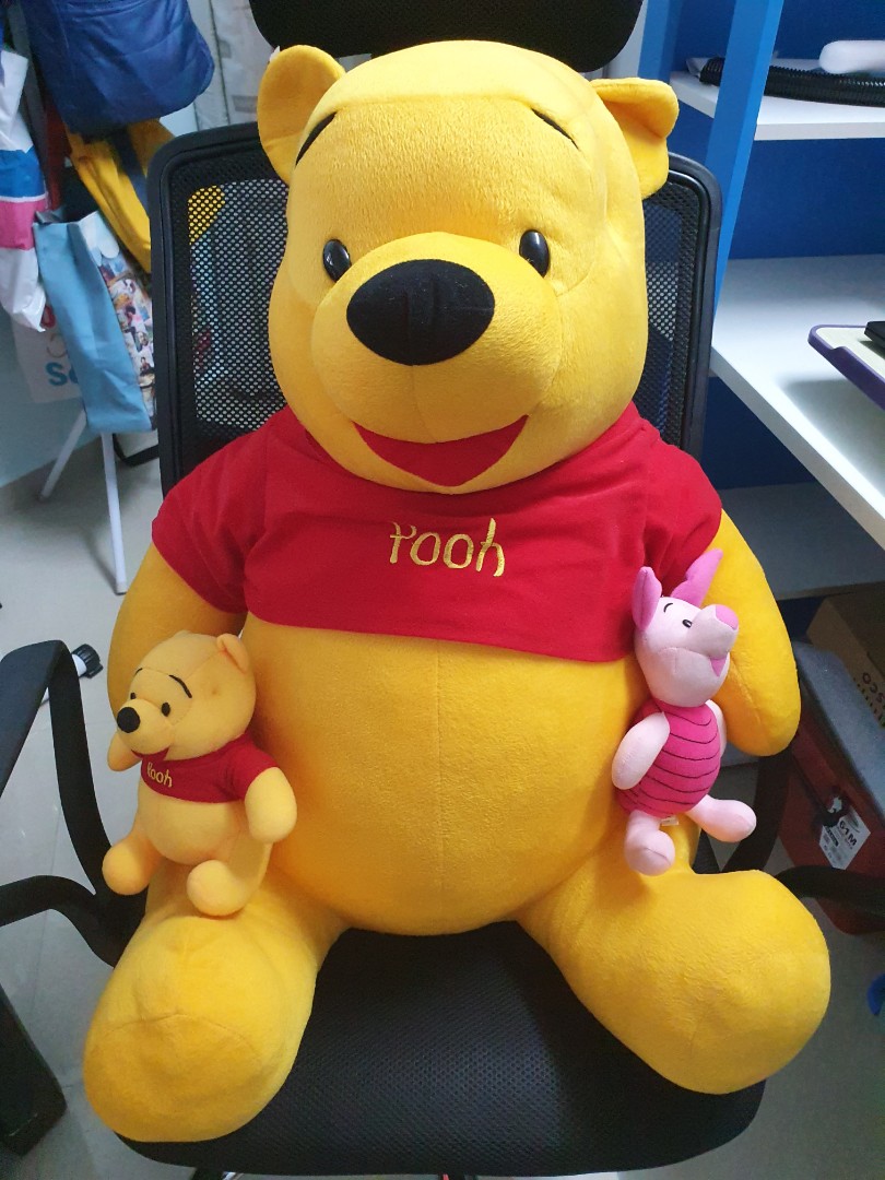 huge winnie the pooh teddy bear
