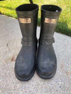 HUNTER RAIN BOOTS size 8