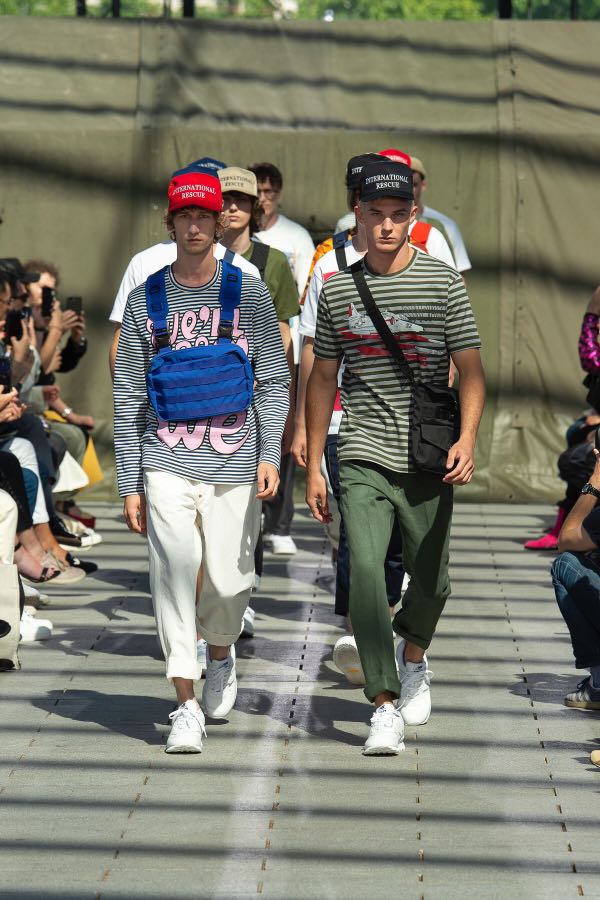 Junya Watanabe MAN 2019 SS RED INTERNATIONAL RESCUE CAP HAT, 男裝