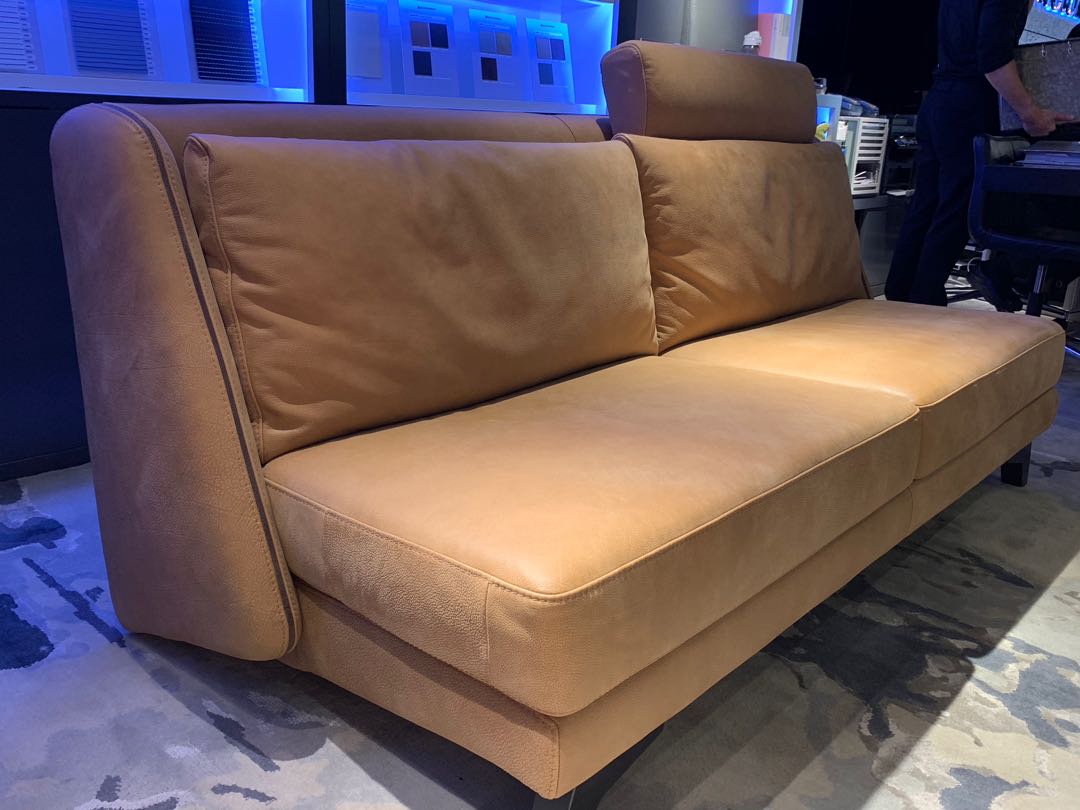 Kelvin Giomani Vintage Leather sofa 茲曼尼出口版磨砂皮梳化, 傢俬 