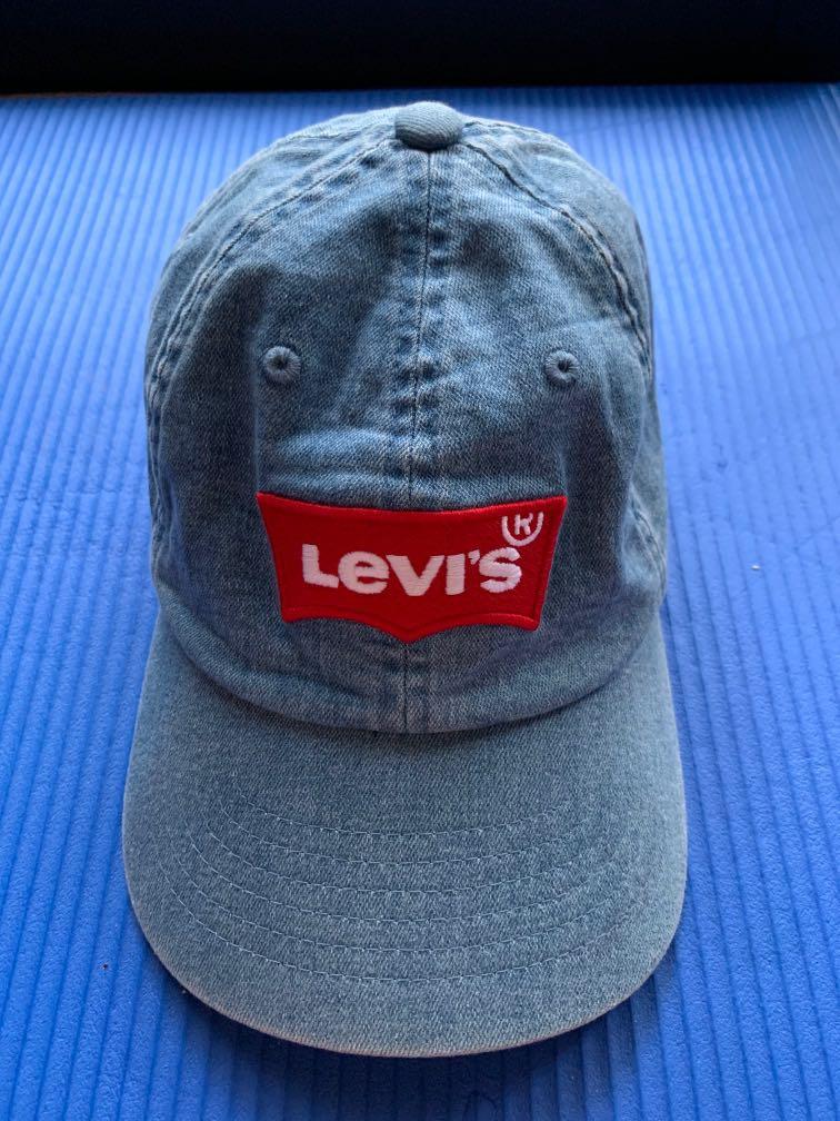 levis cap price