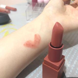 lipstick NYX