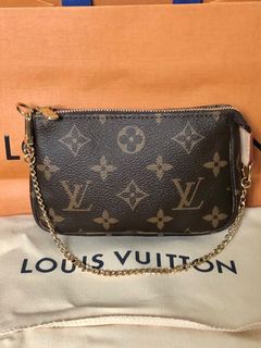 (Category: ) located in . Submitted by shopnsell777 (Listing ID 1025082811, Image 1). Description: .