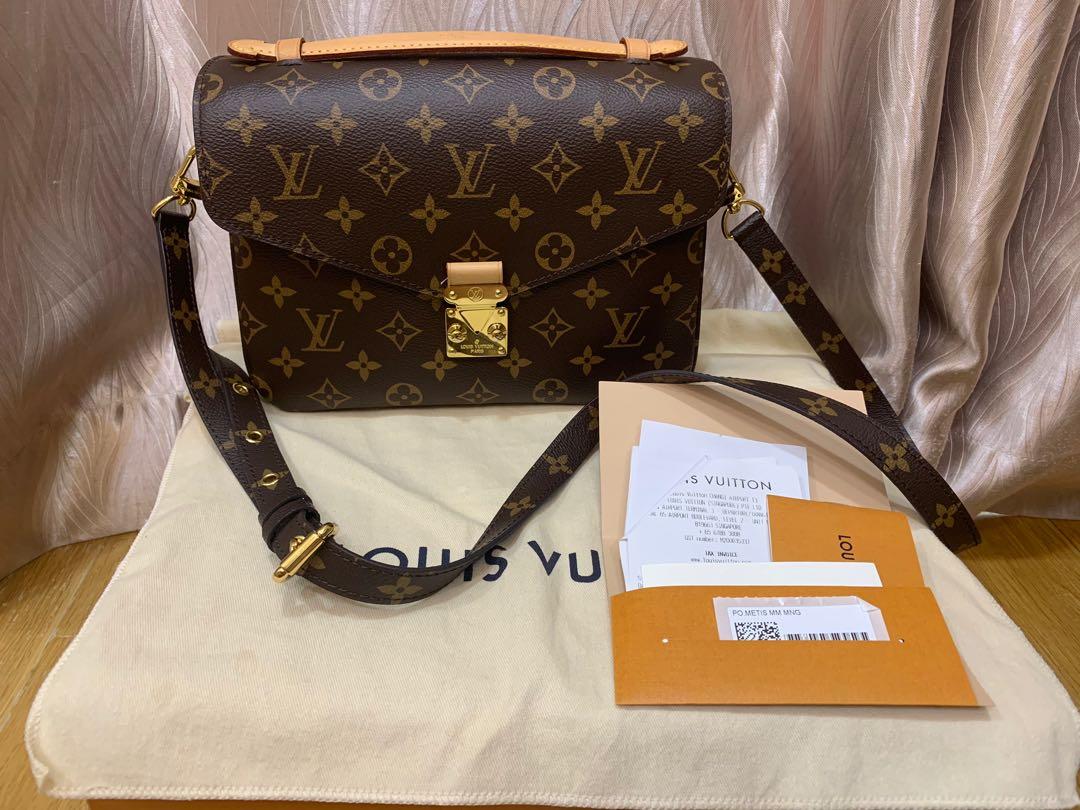 LV Pochette Metis East West, Women's Fashion, Bags & Wallets, Shoulder Bags  on Carousell