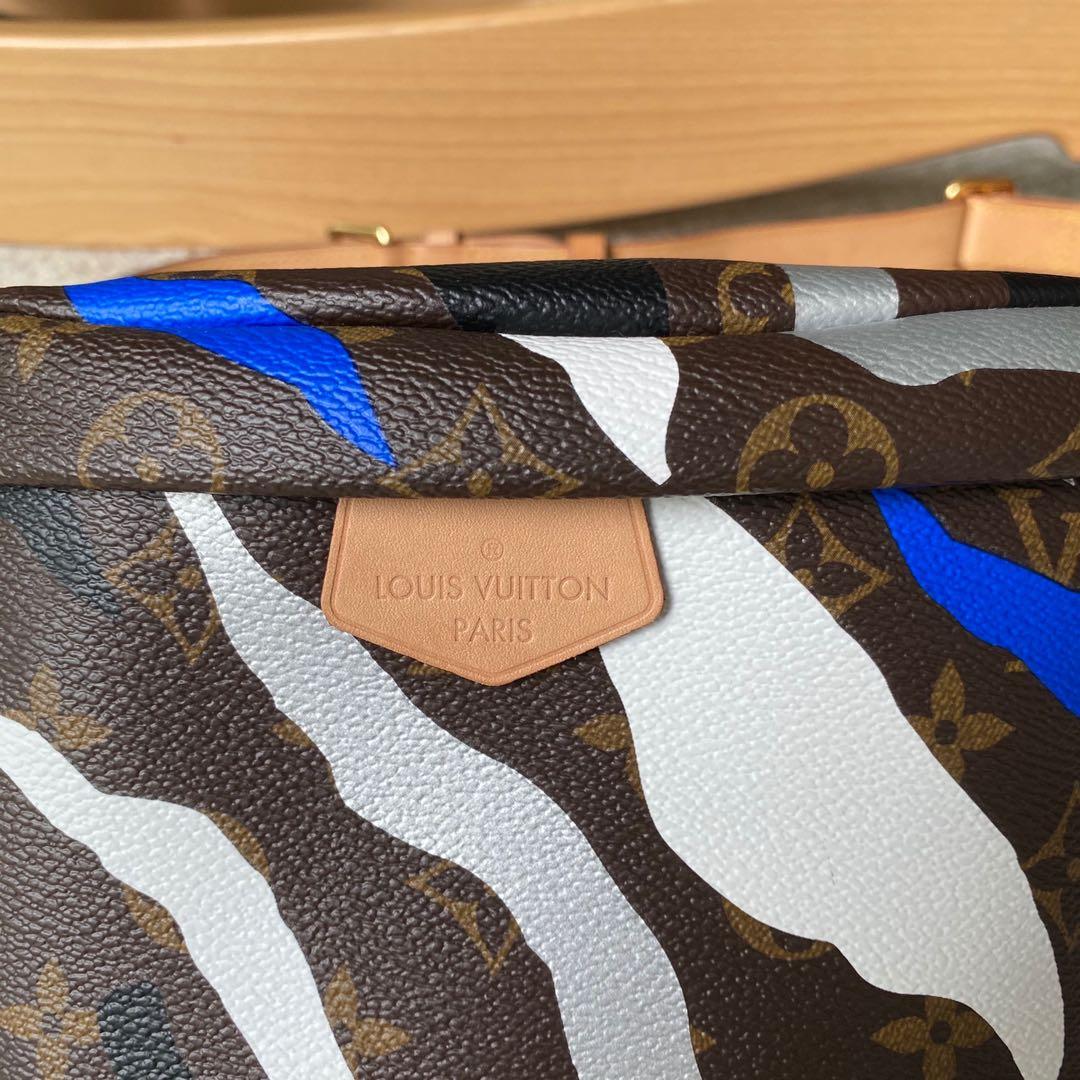 LV X LOL BUMBAG REVIEW  LOUIS VUITTON X LEAGUE OF LEGENDS BUMBAG IS IT  WORTH IT? WHAT'S IN MY BAG? 