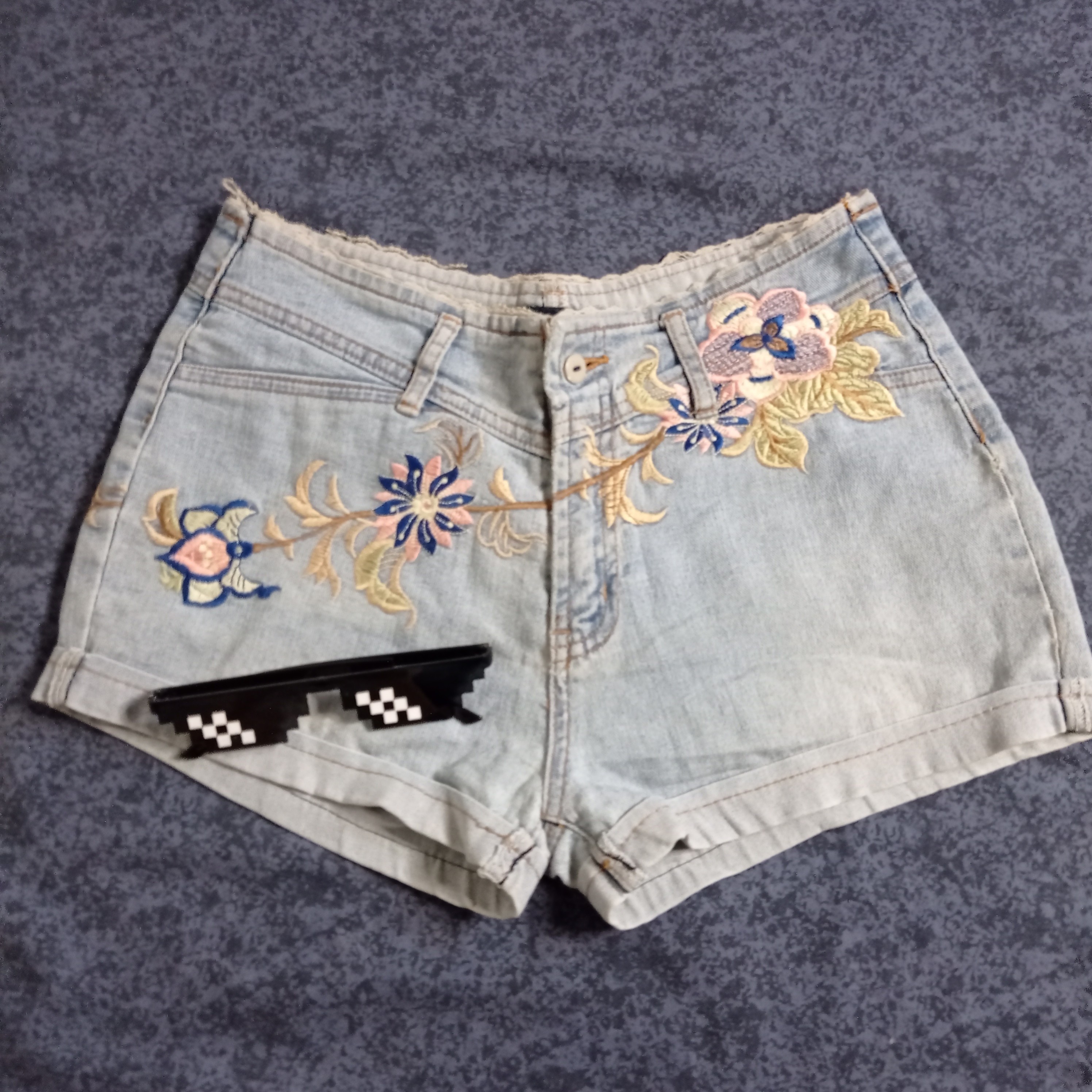 maong short pants